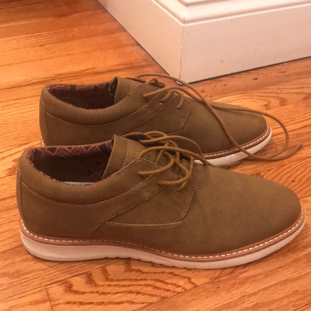 Men’s shoes
